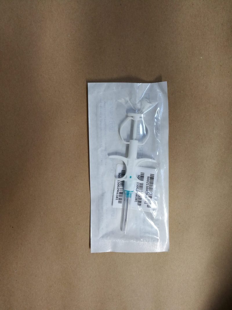 Microchip para identificação animal, medida 1,40 x 8 mm, com bulbo retrátil - NANO