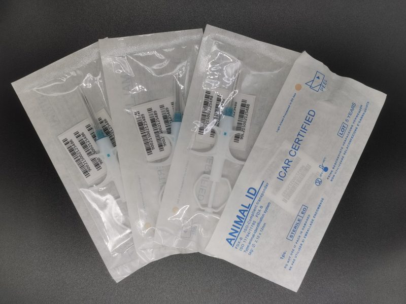 Microchip para identificação animal, medida 1,40 x 8 mm, com bulbo retrátil - NANO